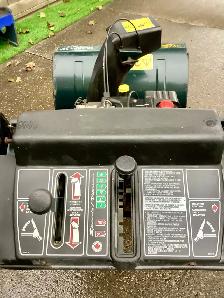 Yardworks snowblower 10.5 hp - Photo 3