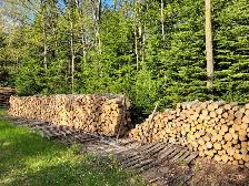 BOIS DE CHAUFFAGE POUR CHALET ET GARAGE - Photo 2