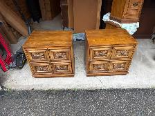 Free delivery used 2 Vintage Oak Wood End Table - Photo 2