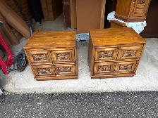 Free delivery used 2 Vintage Oak Wood End Table - Photo 3