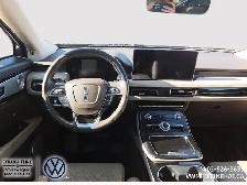 2022 Lincoln Nautilus Reserve Luxury SUV, Smart Tech, AWD - Photo 11
