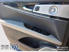 2022 Lincoln Nautilus Reserve Luxury SUV, Smart Tech, AWD - Photo 12