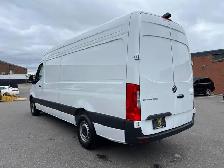 2025 Mercedes-Benz Sprinter 2500 High Roof Cargo Van - 51,569 km - Photo 5
