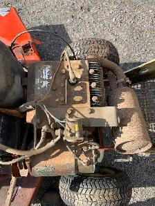 VINTAGE SIMPLICITY GARDEN TRACTOR - Photo 7