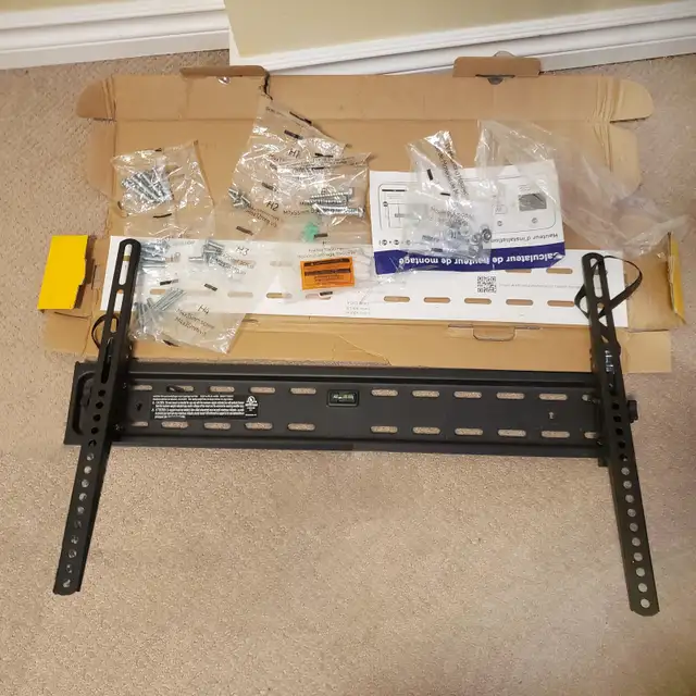 TV Wall Mount..  50 to 80 inch Complete. NEW!