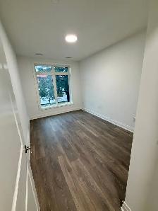Brand new 1 bedroom   den condo for rent/lease - Stouffville - Photo 5