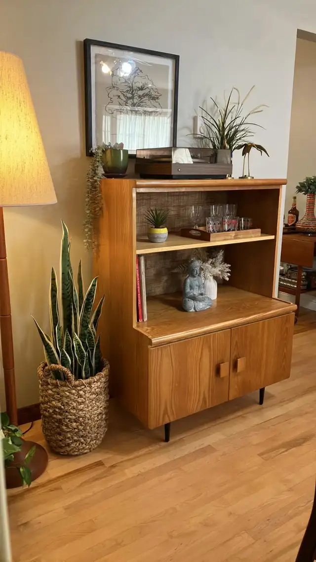 Mid century. TEAK TECK. Lampe / Crédence, buffet disque vinyle,
