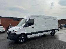 2024 Mercedes-Benz Sprinter 2500 High Roof Cargo Van - 74,568 km