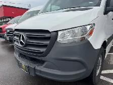 2024 Mercedes-Benz Sprinter 2500 High Roof Cargo Van - 74,568 km - Photo 2