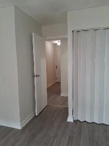 $1,250 1-Bedroom: ALL Utilities Included - Near LRT - Photo 7