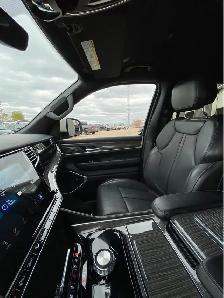 2022 Jeep Wagoneer Series II - Photo 13