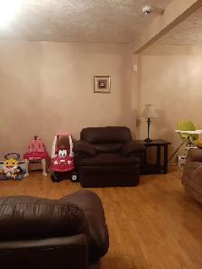 597 Fundy Dr - 3BR Single Family Home, West, Yard, Driveway - Photo 4