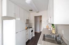 One-Bedroom Suite Available Near St. Vital - Photo 2