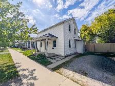 42 Leeper St, St. Catharines - All Inclusive Bachelor Unit - Photo 13