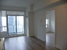 Luxurious Condo 1 Bedroom   1 Bath. Parking, Locker. - Photo 3
