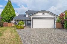 Large 2 Bedroom 1 Bathroom Basement For Rent Near Highstreet