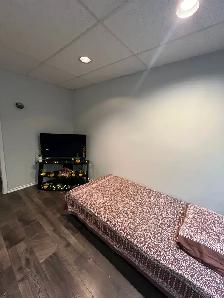 Large 2 Bedroom 1 Bathroom Basement For Rent Near Highstreet - Photo 2