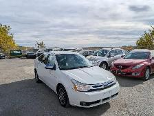 2010 Ford Focus SE Automatic Low KM Heated Seats - Photo 3