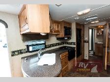 2012 Dutchmen RV Denali 262RB - Photo 12