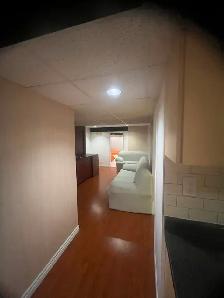 Spacious 2-Bedroom Basement Apartment in Heartland, Mississauga - Photo 7