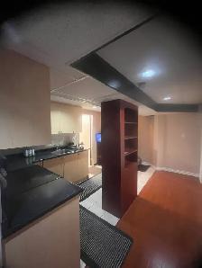 Spacious 2-Bedroom Basement Apartment in Heartland, Mississauga - Photo 13