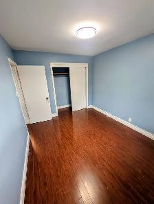 Main floor @ Poplar Road with 3 Bedroom and 2 Washroom available - Photo 3