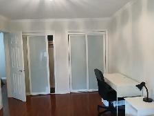 Great spacious room in Condo Townhouse Burnhamthorpe/Tomken - Photo 6