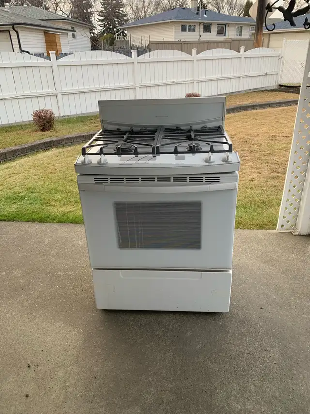 Kitchen Aid Gas Stove