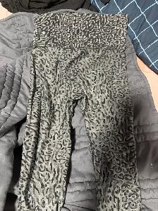 Cheetah Print Leggings - Photo 2