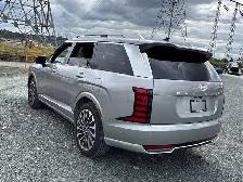 2026 Hyundai Palisade Ultimate Calligraphy AWD 3rd Row, Leather, - Photo 9
