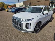 2025 Hyundai Palisade Ultimate Calligraphy 7-Passenger AWD Local