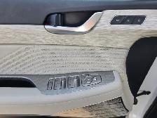 2025 Hyundai Palisade Ultimate Calligraphy 7-Passenger AWD Local - Photo 6