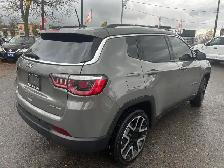 2019 Jeep Compass LIMITED, 4WD, Leather, Panoramic Sunroof, Allo - Photo 9