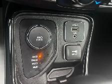 2019 Jeep Compass LIMITED, 4WD, Leather, Panoramic Sunroof, Allo - Photo 19