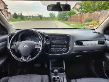 2016 Mitsubishi Outlander AWD 7 Seater Clean and Active CRV RAV4 - Photo 7