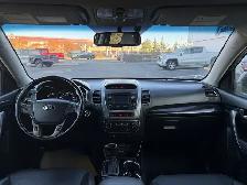 2014 Kia Sorento EX-V6 - Photo 10