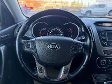 2014 Kia Sorento EX-V6 - Photo 11