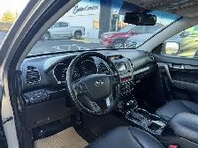 2014 Kia Sorento EX-V6 - Photo 15