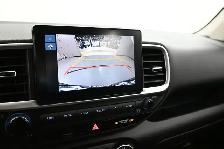 2026 Hyundai Venue Preferred Heated Seats/Wheel, Apple/Android, - Photo 7