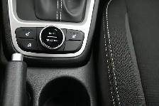 2026 Hyundai Venue Preferred Heated Seats/Wheel, Apple/Android, - Photo 10