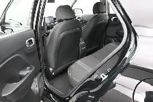 2026 Hyundai Venue Preferred Heated Seats/Wheel, Apple/Android, - Photo 17
