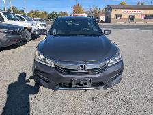 2017 Honda Accord - Photo 2