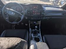 2017 Honda Accord - Photo 14