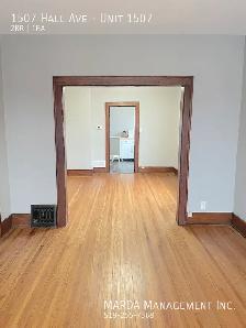 BEAUTIFUL 2 BEDROOM UPPER UNIT IN WALKERVILLE!   Hydro & Gas - Photo 2