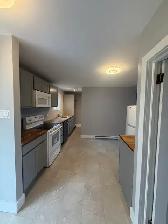 49 Central Avenue - 49B Central Avenue Apartment for Rent - Photo 3