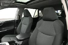 2022 Toyota RAV4 XLE AWD, HEATED SEATS, BACKUP CAMERA & MORE! - Photo 4