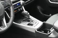 2022 Toyota RAV4 XLE AWD, HEATED SEATS, BACKUP CAMERA & MORE! - Photo 6
