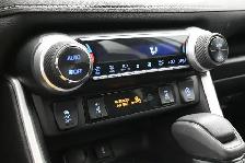 2022 Toyota RAV4 XLE AWD, HEATED SEATS, BACKUP CAMERA & MORE! - Photo 16