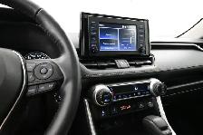 2022 Toyota RAV4 XLE AWD, HEATED SEATS, BACKUP CAMERA & MORE! - Photo 17