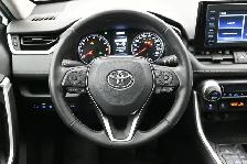 2022 Toyota RAV4 XLE AWD, HEATED SEATS, BACKUP CAMERA & MORE! - Photo 24